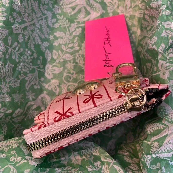 Betsey Johnson Pink and Red Bow Wallet with Gold Heart - Picture 4 of 5